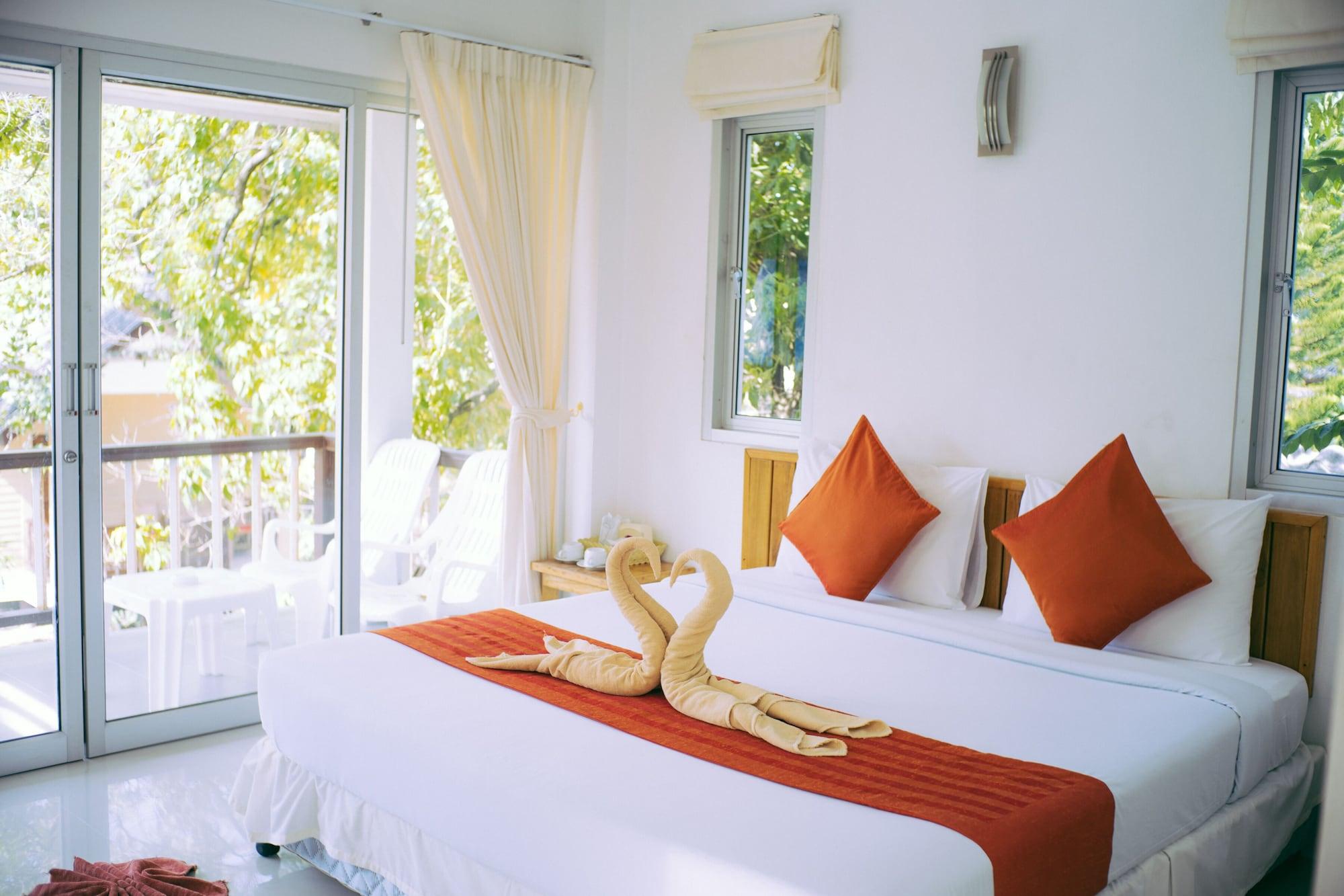 Amity Beach Resort Maret Екстериор снимка