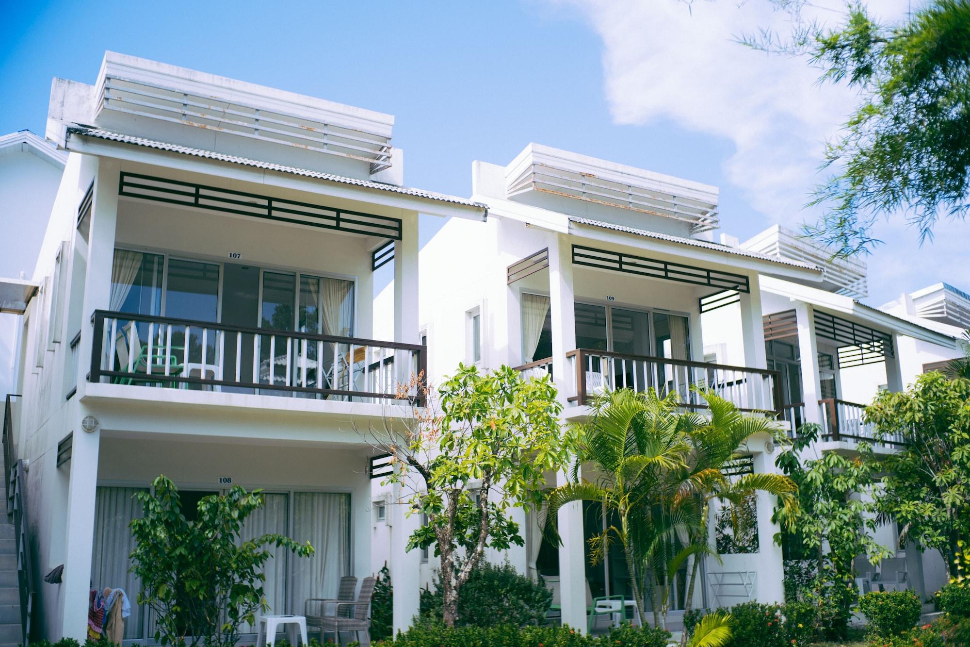 Amity Beach Resort Maret Екстериор снимка