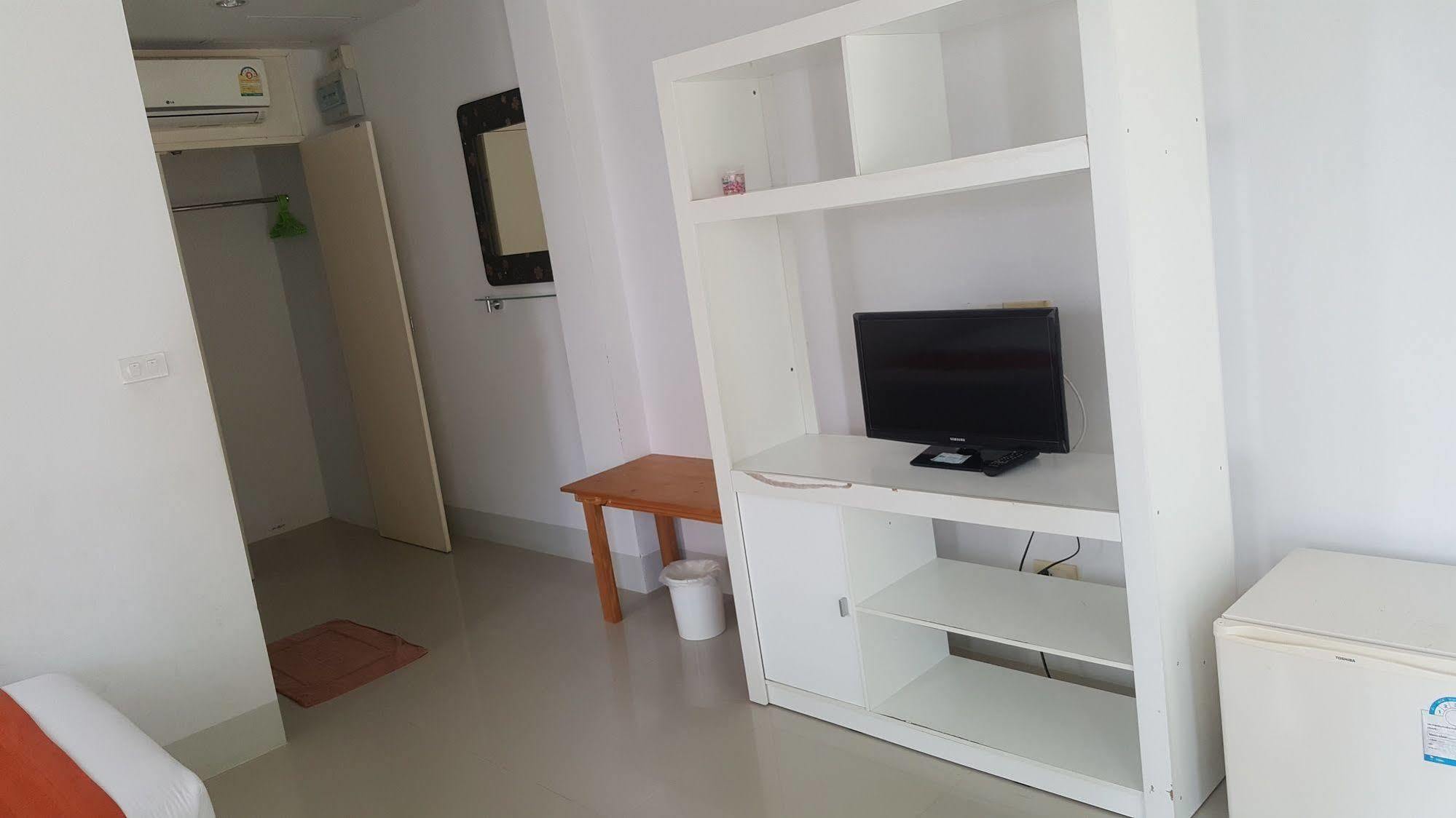 Amity Beach Resort Maret Екстериор снимка