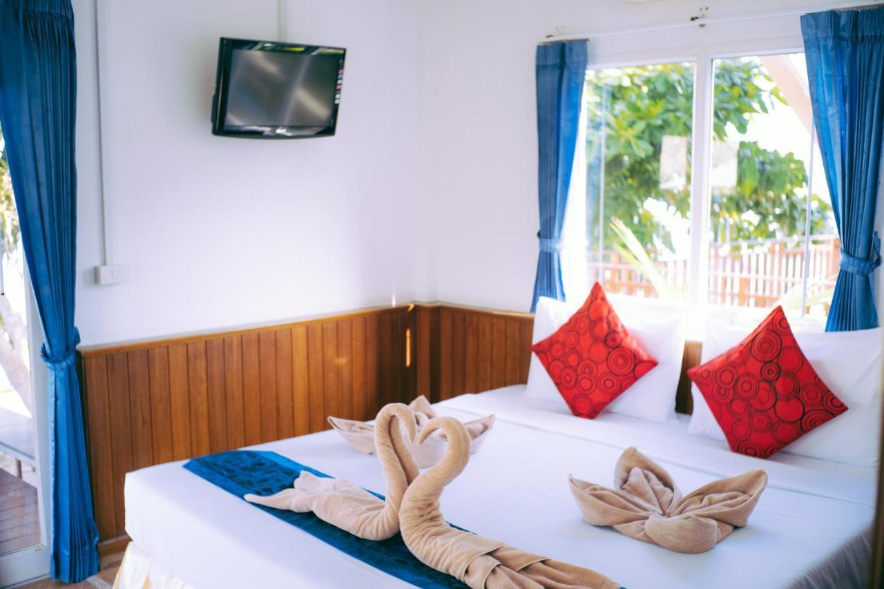 Amity Beach Resort Maret Екстериор снимка