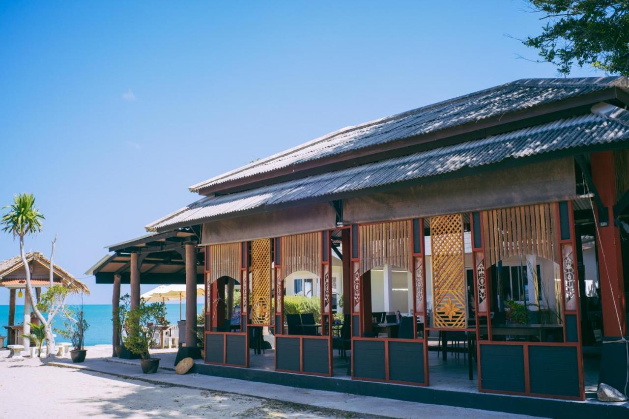 Amity Beach Resort Maret Екстериор снимка